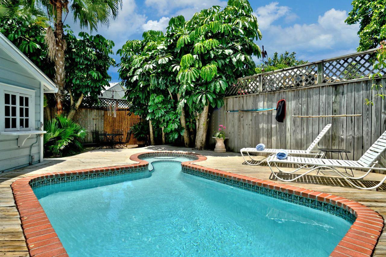 Passover Cottage Key West Exterior photo